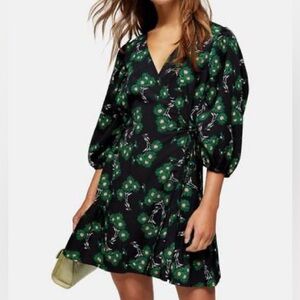 Topshop gathered waist printed mini dress in green size 4US